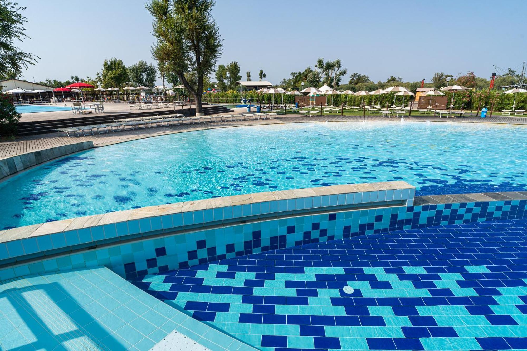 Club Del Sole Spina Family Collection Hotel Lido di Spina Exterior photo